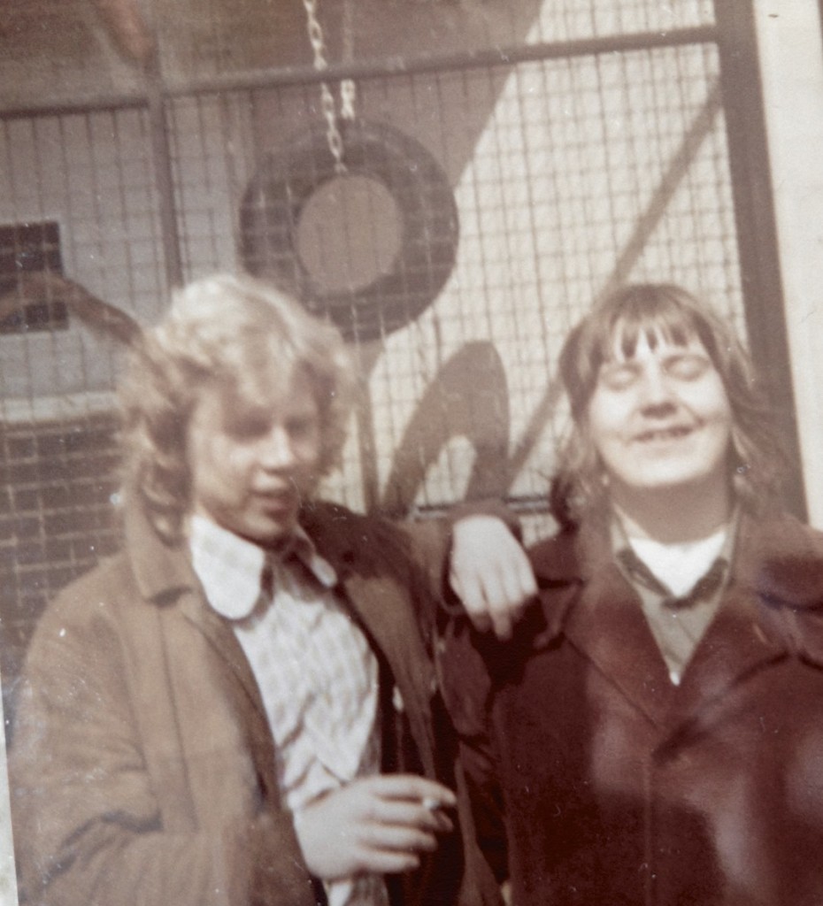 Minä ja Jyrki Nummi Lontoossa 1972, Tapiolan Yhteiskoulun Big Bandin Lontoon keikan vapaa-aikana.